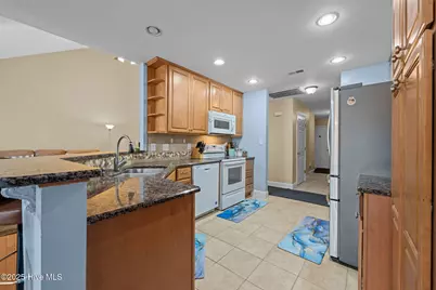 1207 Pelican Drive, New Bern, NC 28560 - Photo 8