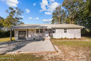 2037 Oxpen Rd SW, Supply, NC 28462 - Photo 8