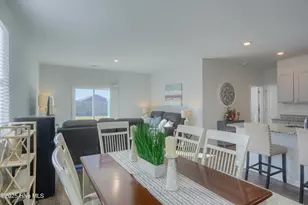 106 Mesa Ln, Surf City, NC 28445 - Photo 6