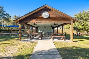 607 Burrington Ave, Southport, NC 28461 - Photo 4