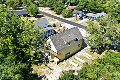 607 Burrington Avenue, Southport, NC 28461 - Photo 22