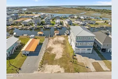 6095 6th Street, Surf City, NC 28445 - Photo 16