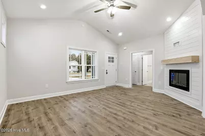 608 S Vance Street, Fremont, NC 27830 - Photo 6