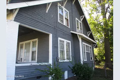 113 E Bright Street, Kinston, NC 28501 - Photo 2