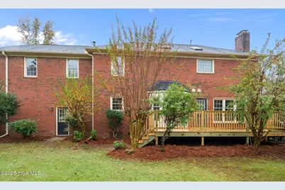 2906 Hunters Run, Greenville, NC 27858 - Photo 46