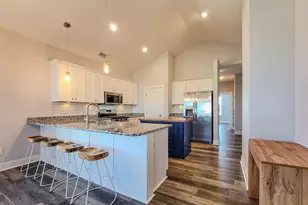 125 S Boca Bay Ln, Surf City, NC 28445 - Photo 4