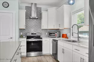 400 Sumter Ave, Carolina Beach, NC 28428 - Photo 8