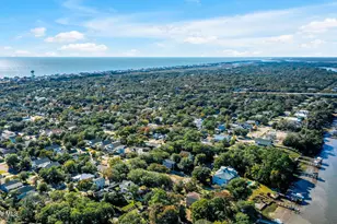805 E Yacht Dr, Oak Island, NC 28465 - Photo 70
