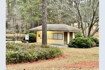 30081 W Lake Drive, Wagram, NC 28396 - Photo 40
