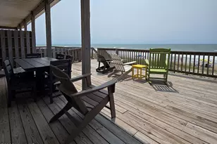 1103 Ocean Dr, Emerald Isle, NC 28594 - Photo 8