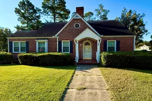 300 E Roseboro St, Roseboro, NC 28382 - Photo 2