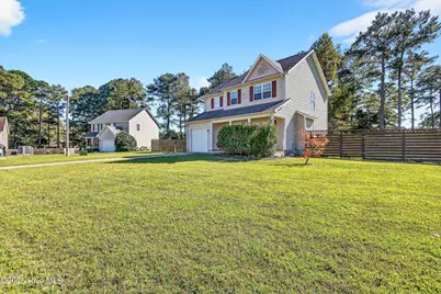 203 Reef Lane, Richlands, NC 28574 - Photo 4