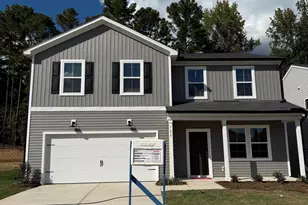 725 Richardson Dr, Sanford, NC 27330 - Photo 1