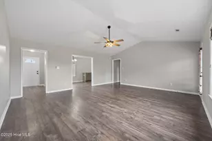 223 Cherry Blossom Dr, Richlands, NC 28574 - Photo 6