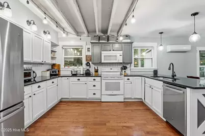 317 S 15th Street, Wilmington, NC 28401 - Photo 12