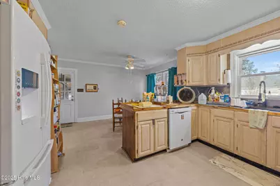 1907 Essex Street, Kinston, NC 28504 - Photo 28