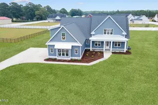 335 Stephanye Ln, Greenville, NC 27834 - Photo 2