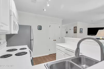 1605 Willoughby Park Court #Unit 3, Wilmington, NC 28412 - Photo 10