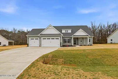404 Creeks Edge Drive, Pikeville, NC 27863 - Photo 6