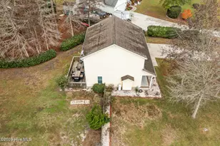 250 Star Hill Dr, Cape Carteret, NC 28584 - Photo 34