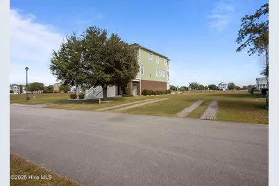 311 Kensington Place, Newport, NC 28570 - Photo 8