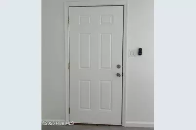 320 Myrtlewood Circle, Jacksonville, NC 28546 - Photo 2