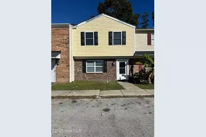 320 Myrtlewood Circle, Jacksonville, NC 28546 - Photo 1