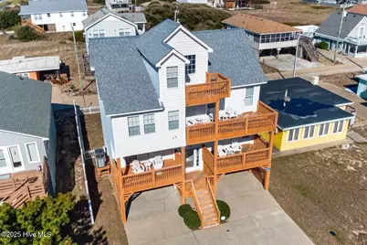 206 E Palmetto Street, Kill Devil Hills, NC 27948 - Photo 2