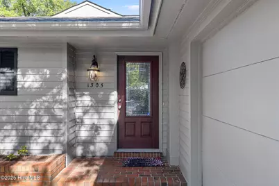 1305 Two Mile Circle E, Wilmington, NC 28405 - Photo 4