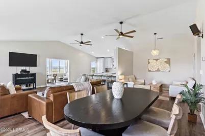 1135 S Topsail Drive, Surf City, NC 28445 - Photo 18