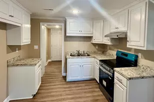 1633 Freeman St SE, Wilson, NC 27893 - Photo 8