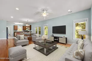 601 Viccars Ln, Manteo, NC 27954 - Photo 4