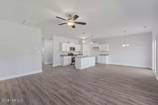 318 E Theriault Ct, Jacksonville, NC 28540 - Photo 18