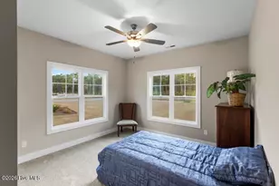 320 E Theriault Ct, Jacksonville, NC 28540 - Photo 2