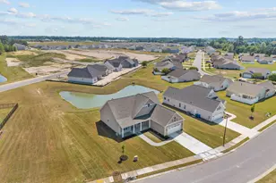 3209 Honeysuckle Dr, Winterville, NC 28590 - Photo 8