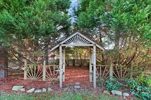 1802 Windsor Rd, Kinston, NC 28504 - Photo 10