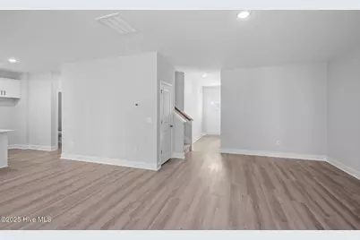 7018 Bayberry Park Drive, New Bern, NC 28562 - Photo 16