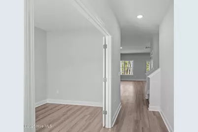 7018 Bayberry Park Drive, New Bern, NC 28562 - Photo 8