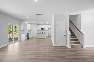 7018 Bayberry Park Dr, New Bern, NC 28562 - Photo 10