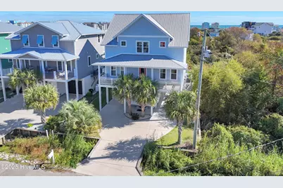 611 Third Street S, Carolina Beach, NC 28428 - Photo 2