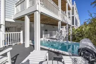 611 Third Street S, Carolina Beach, NC 28428 - Photo 12