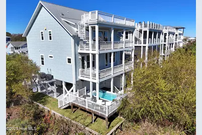 611 Third Street S, Carolina Beach, NC 28428 - Photo 6