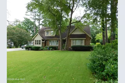 510 S Wilkinson Drive, Laurinburg, NC 28352 - Photo 1