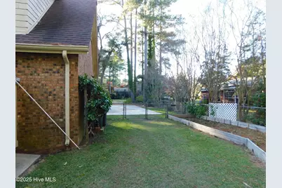 510 S Wilkinson Drive, Laurinburg, NC 28352 - Photo 54
