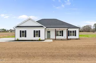 106 Ellens Wy, Goldsboro, NC 27534 - Photo 2