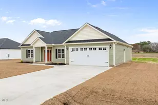 104 Ellens Wy, Goldsboro, NC 27534 - Photo 2