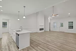 459 Fowler Manning Rd, Richlands, NC 28574 - Photo 6