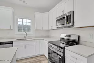 467 Fowler Manning Rd, Richlands, NC 28574 - Photo 8