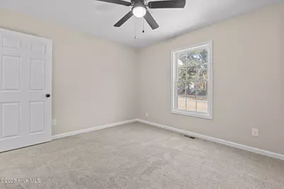 215 Beech Street, Hamlet, NC 28345 - Photo 26