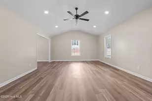 215 Beech St, Hamlet, NC 28345 - Photo 4